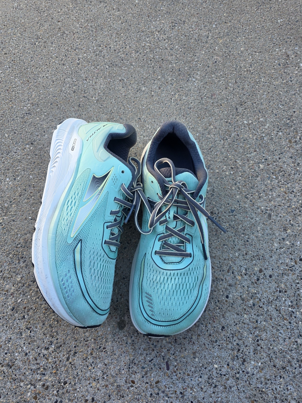 Altra Women's Aqua/Turquoise Sneaker Women Size 9 - Picture 2 of 14